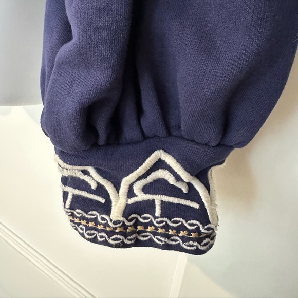 Anthropologie Navy and Cream Embroidered Sweater/Sweatshirt Sz M - Picture 4 of 10